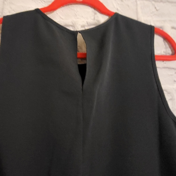 ⬇️🥳BCBGMAXAZRIA Asymmetrical Layered Black Fancy Tank Top - Picture 7 of 7